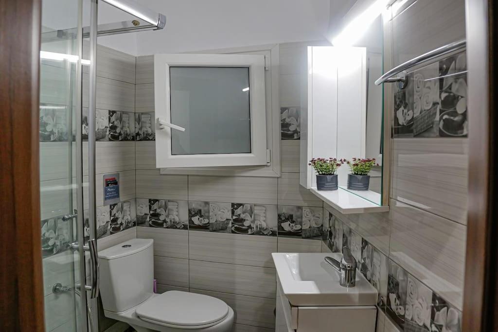 Modern Aprtmnt In Exarhia Athens